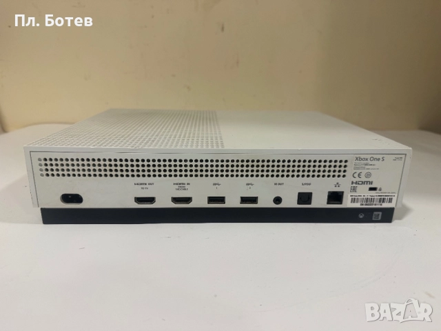Xbox one S, снимка 4 - Xbox конзоли - 52972011