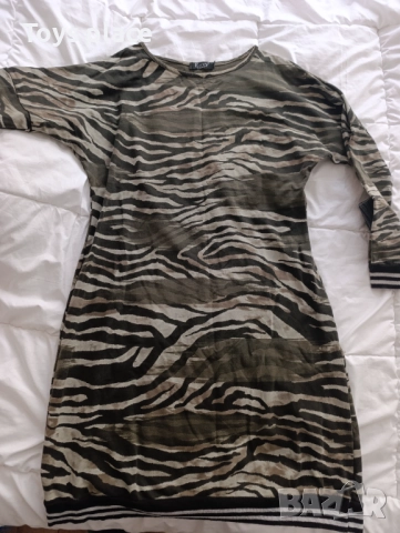 ХЛ Лот 2 рокли есен-зима обща цена 20ЛВ , снимка 3 - Рокли - 52232192