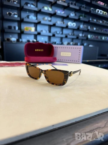 очила с черен обикновен калъф gucci 