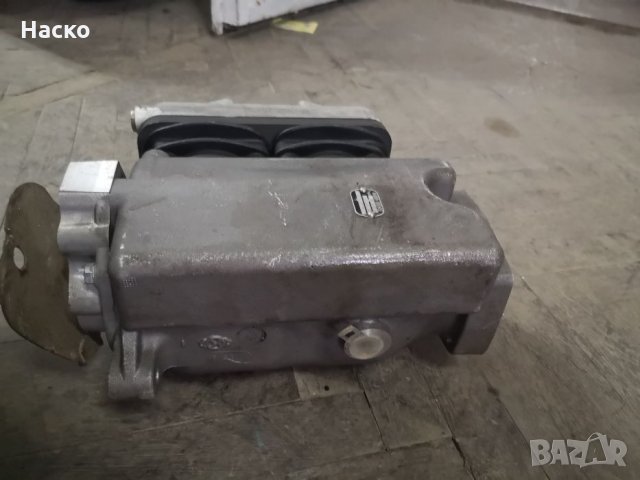 Компресор за камион МАН (MAN) , снимка 4 - Части - 26479258