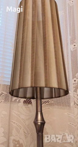 Нощна лампа, снимка 2 - Настолни лампи - 51003850