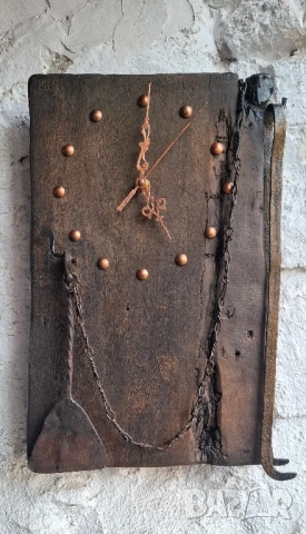 Стенен часовник-Старо дърво и Метал с дъх на Огнище