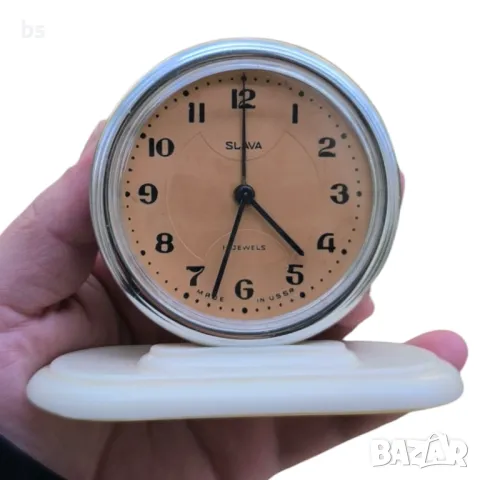 Ретро механичен будилник Slava (обслужен)