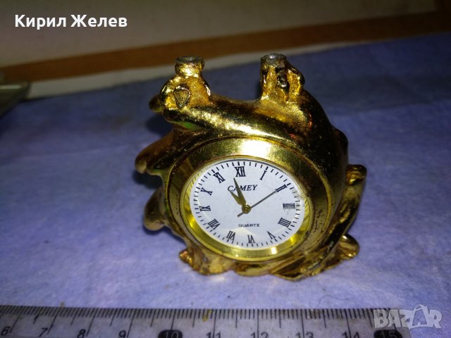 Стар ПОЗЛАТЕН МЕТАЛЕН НАСТОЛЕН КВАРЦОВ ЧАСОВНИК CAMEY 41282, снимка 9 - Колекции - 43887780
