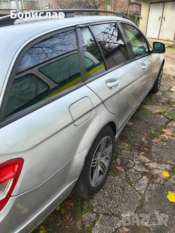 Мерцедес С220 CDI, снимка 7 - Автомобили и джипове - 52747686