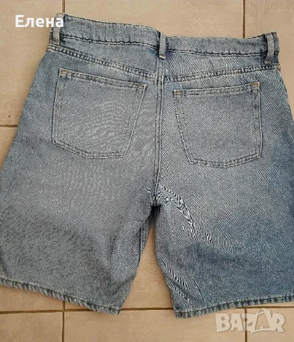Дамски къси дънки,  ново H&M, снимка 3 - Къси панталони и бермуди - 50004505