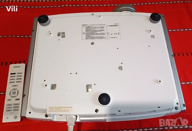 Epson EH-TW3500-проектор, снимка 7 - Плейъри, домашно кино, прожектори - 53012135