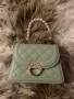 Малка зелена чанта с перли, снимка 1