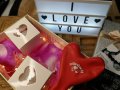Подаръчен комплект Свети Валентин/Ден на влюбените за Него и нея сребърна гривна кубче/око, снимка 1 - Гривни - 35534305
