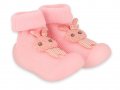Полски бебешки обувки чорапки, Розови със зайче, снимка 1 - Бебешки обувки - 38649381