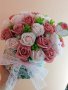 Голям букет със двайсет и седем сапунени рози, снимка 1 - Подаръци за жени - 40295535