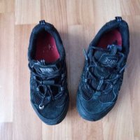 Детски маратонки adidas и Karrimor, снимка 1 - Детски маратонки - 24714580