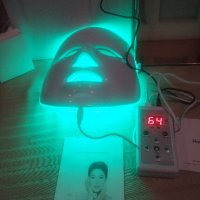 LED маска за грижа за кожата на лицето Подмладяване на кожата Светлинна терапия 7 различни цвята

, снимка 6 - Козметика за лице - 44104621