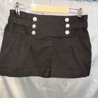Дамски официални къси панталони/ панталонки 36 размер, снимка 2 - Къси панталони и бермуди - 38959846