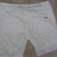 Бели къси панталони с перли Lucy Fashion , снимка 2 - Къси панталони и бермуди - 37651666