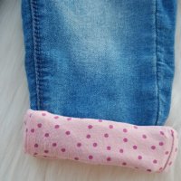 Детски ватирани дънки 12-18 месеца, снимка 3 - Панталони и долнища за бебе - 43350847
