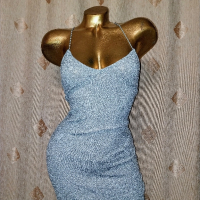 Н&М S Къса рокля от сребрист брокат , снимка 3 - Рокли - 44889458