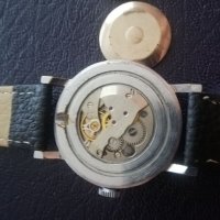 Механичен часовник ЗАРЯ, снимка 8 - Антикварни и старинни предмети - 37266429