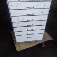 Инструментален шкаф от координат, снимка 1 - Други машини и части - 43620651