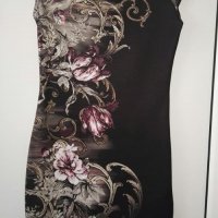 Черна рокля с флорални мотиви , снимка 4 - Рокли - 26528519