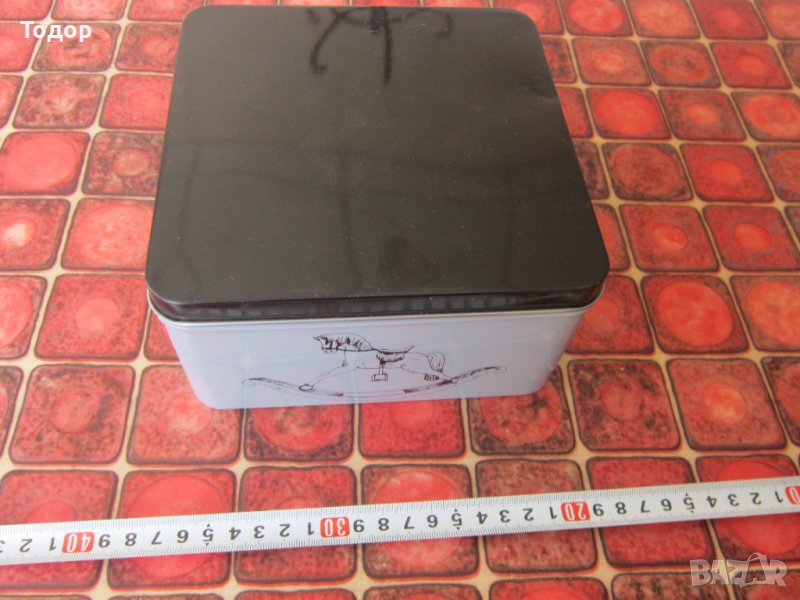 Ламаринена тенекиена кутия , снимка 1