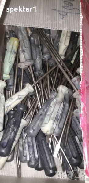 Български отвертки произведени по времето на соца стария материалСреден размер, снимка 1