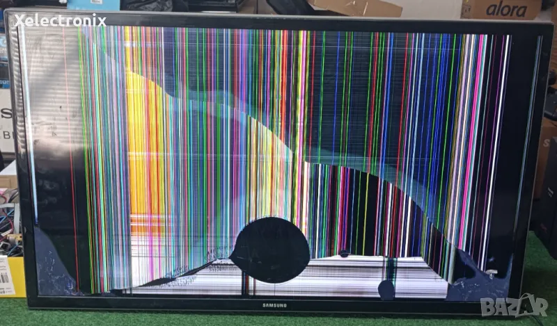 Samsung UE32F4000AW с повредена матрица, снимка 1