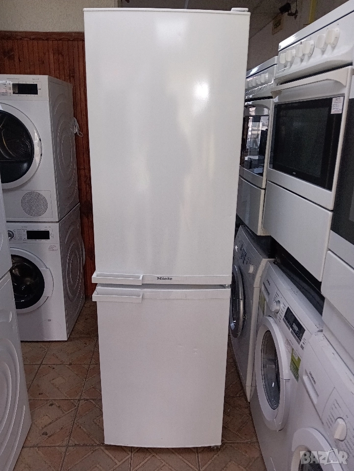 Комбиниран хладилник с фризер Миеле Miele 55см широк с две години гаранция!, снимка 1