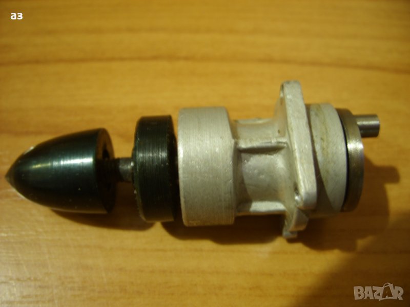  Микродвигател МК12В колянов вал, снимка 1