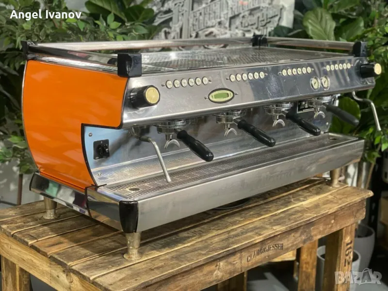 Изкупувам стари кафемашини които са извън употреба и стари климатици, снимка 1