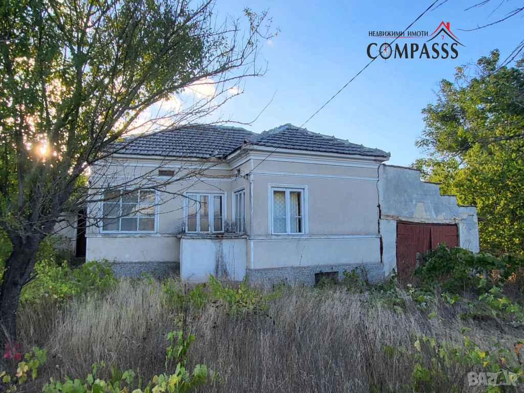 с. Изворово, Общ. Ген. Тошево, къща с двор – 17000евро!, снимка 1