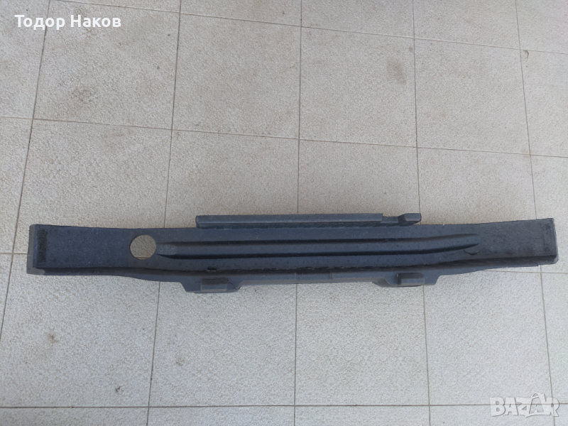 Основа (абсорбер) на броня за Vw Jetta 11-14, снимка 1