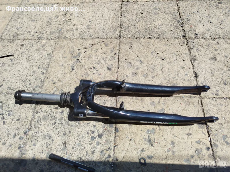 28 цола вилка за велосипед колело стержен 28.6 на винт може и пеперуда , снимка 1