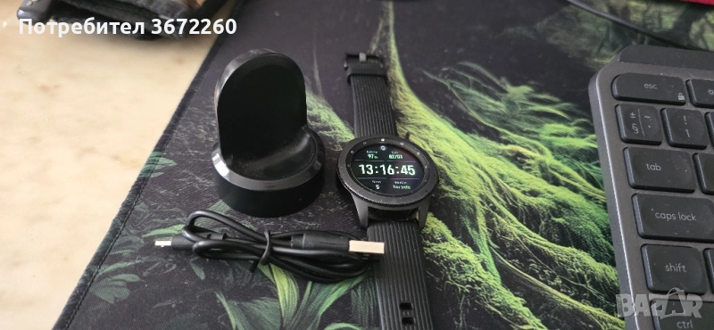 *ОТЛИЧЕН* Смарт Часовник Samsung Galaxy Watch (DC38, SM-R810) с докинг стейшън, снимка 1