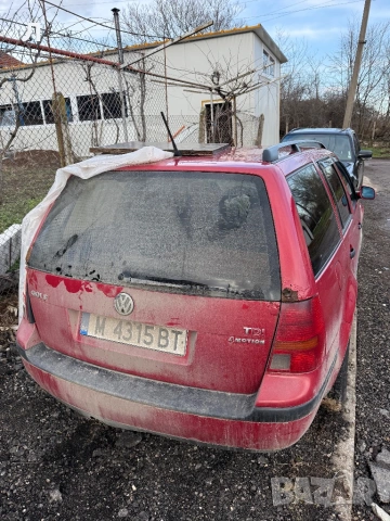 VW Golf 1.9 TDI 4motion, снимка 3 - Автомобили и джипове - 53542620