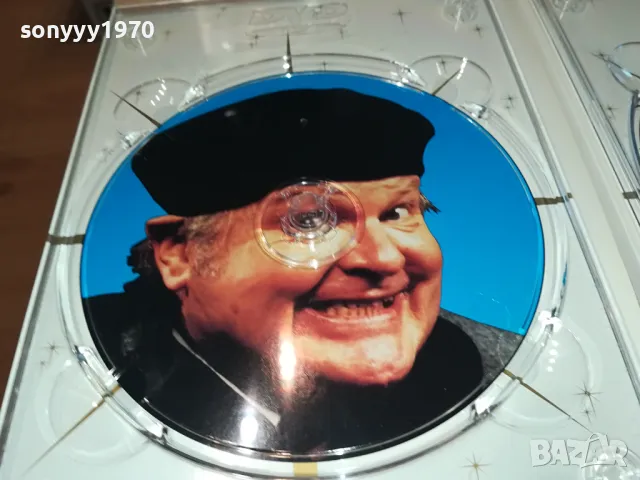BENNY HILL GOLDEN GREATS X2 DVD 1004251701, снимка 4 - DVD филми - 49848067