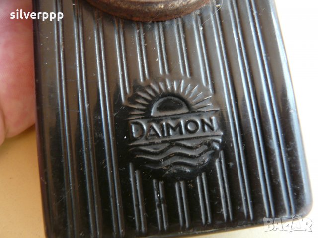  Колекционерско фенерче DAIMON - 2 , снимка 2 - Антикварни и старинни предмети - 33313771