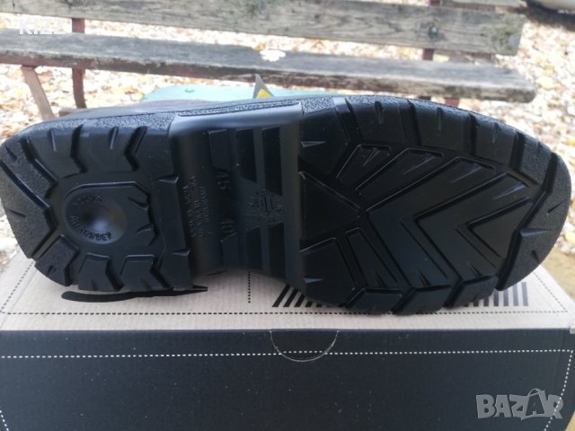 Чисто нови Италиански Работни обувки  Panda и Stenso номер 44 и 45, снимка 5 - Други - 38189111