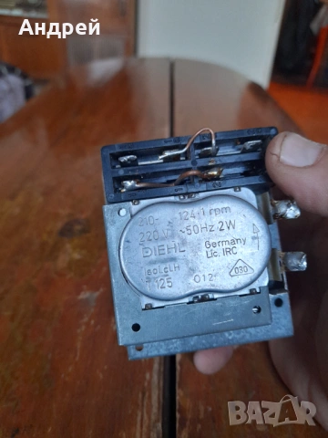 Стар електрически часовник Diehl, снимка 6 - Антикварни и старинни предмети - 53249125