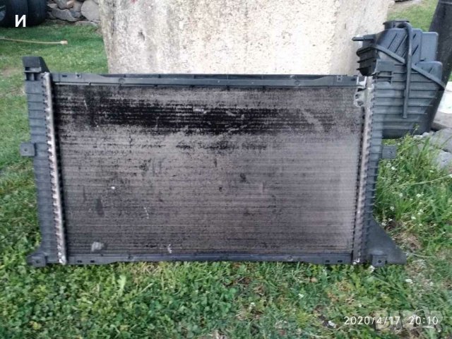 Радиатор охлаждане за Мерцедес спринтер, снимка 2 - Части - 28541507