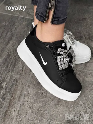 Nike дамски маратонки 