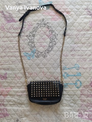 Victoria 's secret малка черна чанта 