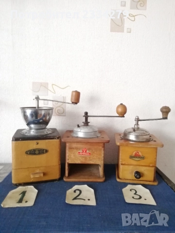 Срари ръчни мелачки за кафе и подправки, от различни години и държави. , снимка 5 - Антикварни и старинни предмети - 52128689
