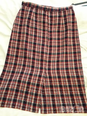 Дамска зимна пола каре, снимка 4 - Поли - 28011931