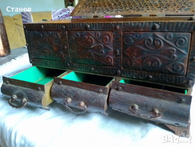 Сандъче за бижута от кована мед, снимка 7 - Антикварни и старинни предмети - 43474822