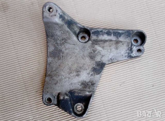 лапа държач климатичния компресор Audi