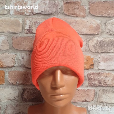 Нова зимна дамска/детска шапка в оранжев цвят