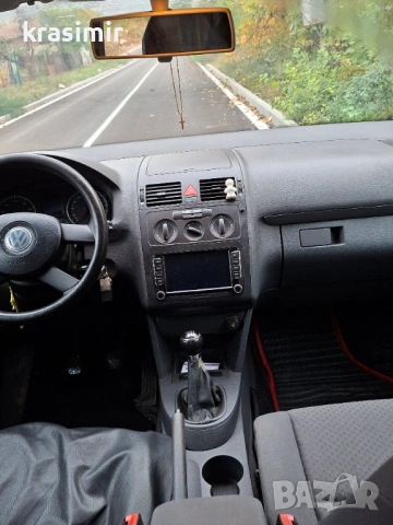 Продавам фолсваген  туаран 1.6 fsi, снимка 6 - Автомобили и джипове - 53570707