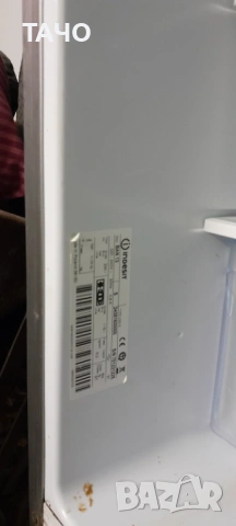 хладилник с фризер, снимка 4 - Хладилници - 53230487