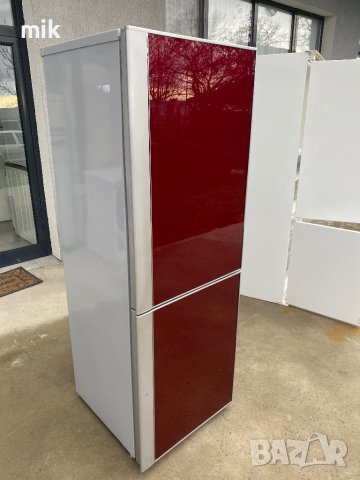 Дизайнерски червен стъклен хладилник Siemens, снимка 4 - Хладилници - 43209589
